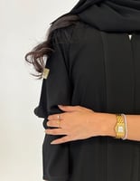 عباية عملية كريب أسود كلوش ساده