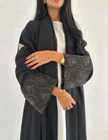 لنن طبيعي مع اكمام لنن مطرزه نص كلوش