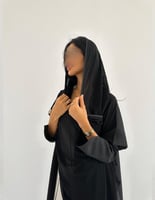 تفته من الخلف مع كريب خفيف بفتحة اكمام قصة كلوش