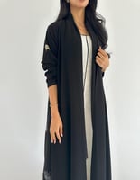 كريب اسود مطرز بدرجات الرمادي من الخلف كلوش