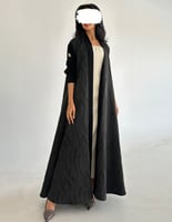 عباية تفته مع اكمام كريب كلوش