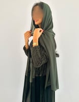 مخمل زيتي ساده مع مخمل شيفون مخطط نص كلوش