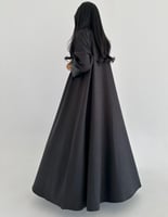 جوخ إيطالي رمادي مع جلد اسود كلوش