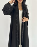 كريب ملكي اسود مطرز بالأسود كلوش