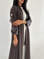 جوخ خفيف مع جلد بني كلوش