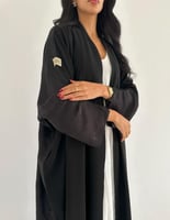 كريب ملكي اسود مع جاكار فاخر ربع بشت اكمام واسعه