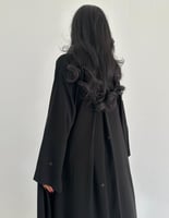 كريب ملكي تطريز بني خفيف مع كسرة من الخلف كلوش