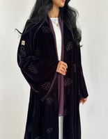 مخمل بنفسجي غامق كلوش اكمام كلوش مطرز منثور