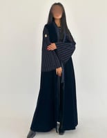 مخمل كحلي مع مخمل شيفون مخطط نص كلوش