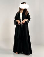 عباية سودا ملكي وتفته من الخلف