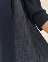 كريب كحلي خفيف مع تفته جاكار بلمعه خفيفة كلوش