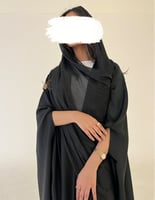 عباية قطرية بدون اكمام