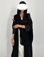 عباية نص بشت مع اكمام ركامة اسود