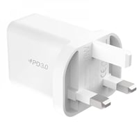 فيش جداري تايب سي 30 واط من موماكس أبيض