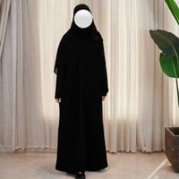 عباية كتف ربع كلوش مفتوحه بطقطق(قماش الرزه)