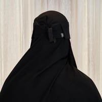 نقاب ملكي بطبقة على العين - مقاس الطول 19 انش (مقا...