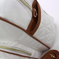 شنطة تنظيم مستلزمات المولود