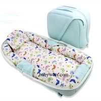 شنطة مع مفرش متنقل قطني لحديثي الولادة