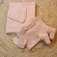 طقم مواليد تريكو بكتابة الاسم