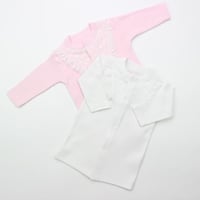 روب مواليد قطني ناعم بتفاصيل التل والكشكش