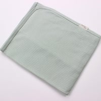 مهاد قطني مسحب للمواليد