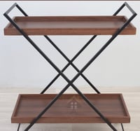 عربة تقديم شكل اكس دورين خشب لون بني