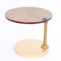 طاولة خدمة ارضي لون ذهبي سطح قشرة جوز