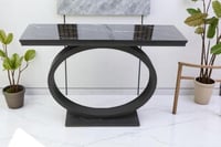 طاولة مدخل لون اسود سطح بديل رخام قاعدة معدن