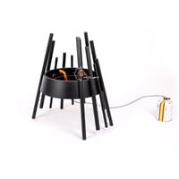 منقل شوي غاز وحطب بشكل تاج مصنوع من الحديد لون أسو...