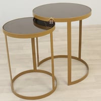 طقم طاولتين خدمة قواعد حديد لون ذهبي والسطح مرآة