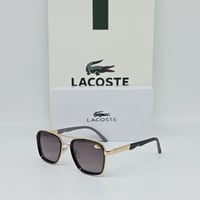 نظارات لاكوست مع الملحقات