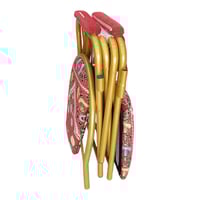 كرسي صلاة أحمر قابل للطي لكبار السن وأصحاب الهمم