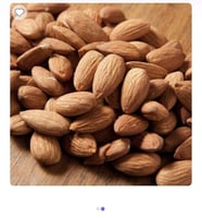 اللوز الني ربع كيلو