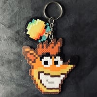ميدالية كراش بانديكوت Crash Bandicoot Keychain Cha...