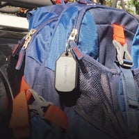 نظارة قراءة مع سلسلة مفاتيح ThinOptics Keychain