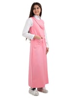 مريول ابتدائي لون وردي ياقة دائرية ساندي | مريولي...