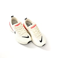 حذاء الجري إنفنسيبل نسائي Nike Zoom X