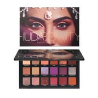 مجموعة ظلال العيون ديزيرت داسك من هدى بيوتي