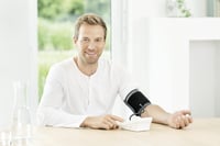 بيورر جهاز قياس ضغط الدم اعلى الذراع - BM26