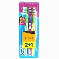 اورال بي فرشاة اسنان كلاسيك متوسطة 2+1 مجانا