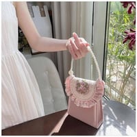 شنطة بتصميم فكتوري