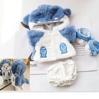 طقم ملابس مقاس ٣٠ سم