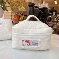 شنطة مكياج هيلوكيتي