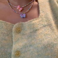 قلادة فراشة