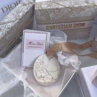 حجر معطر طبيعي +عطر ديور اصلي