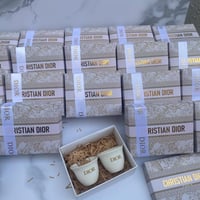 فنجالين من ديور بالبوكس الذهبي