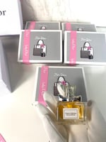 توزيعات ديور عطر 25 ملي 10 حبات