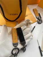 ميدالية فندي الفاخره10 حبات