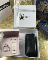 بوكس ديور { شنطة ديور الأصليه+عطر وكريم }