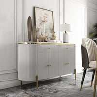 بوفيه استقبال أبيض بلمسات ذهبية